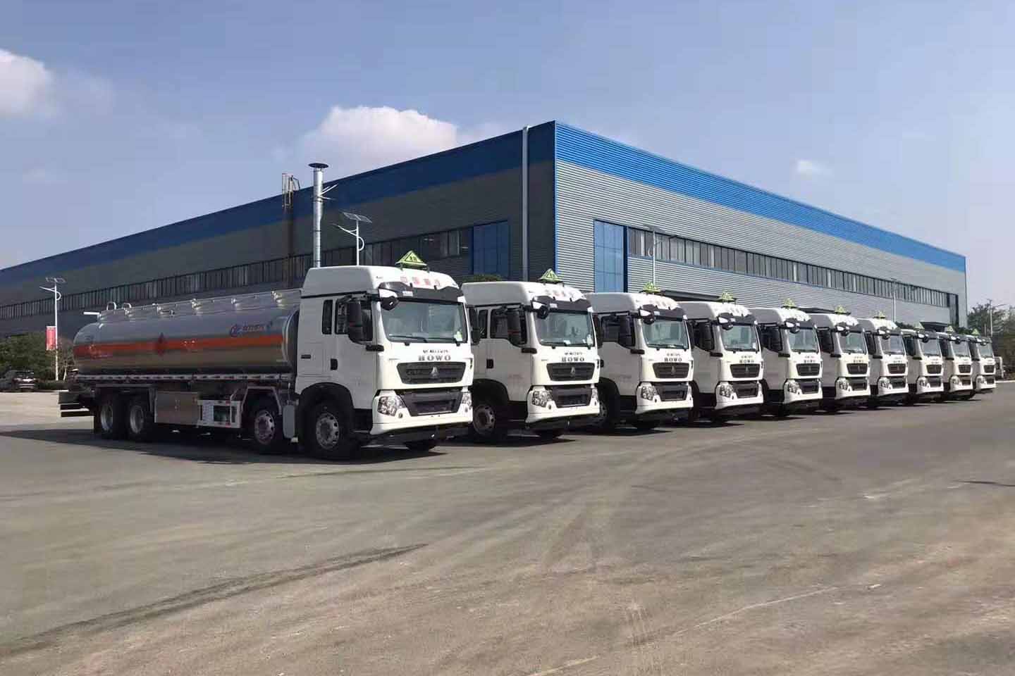j9.com(中国区)官方网站油罐车